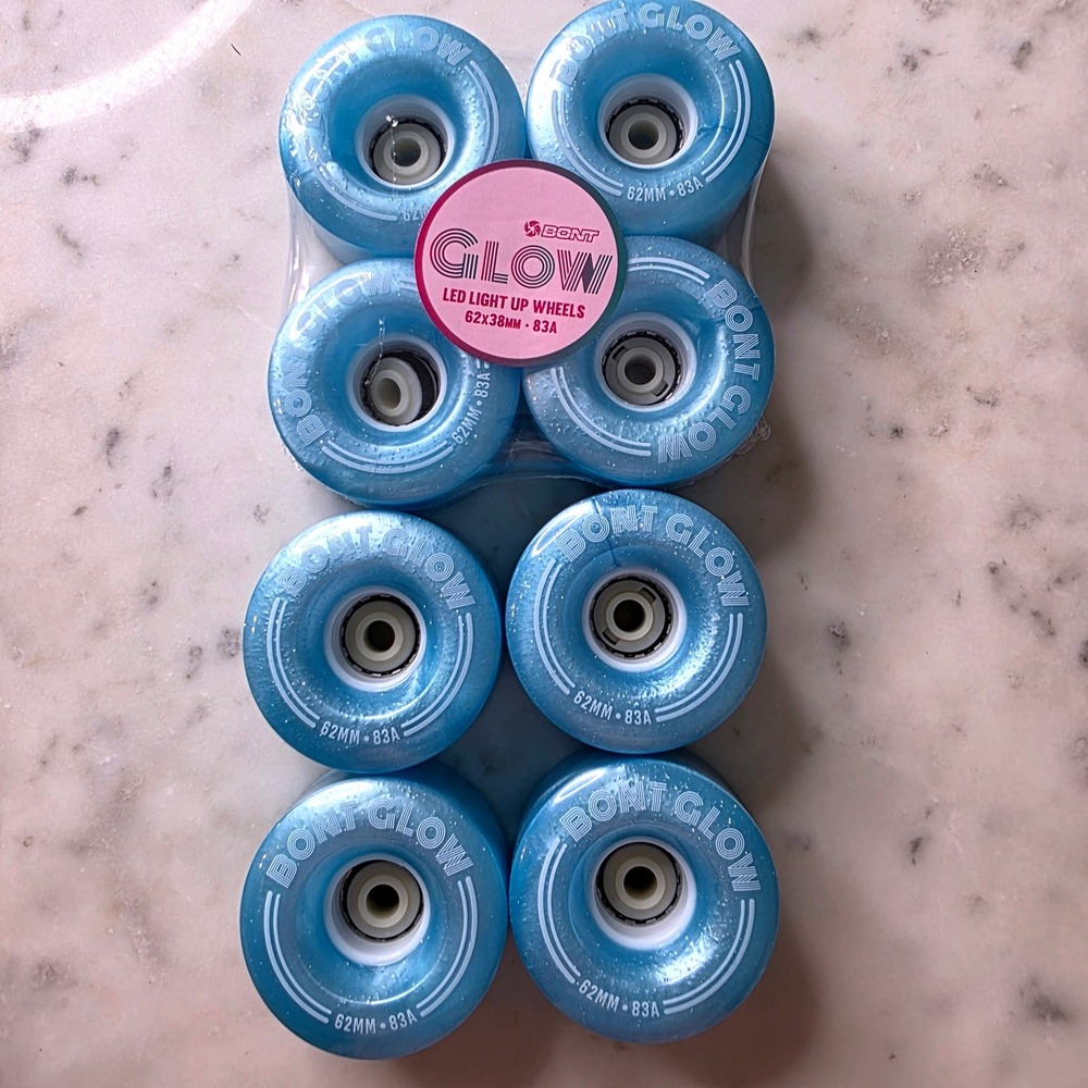 Bont Glow LED Light Up Roller Skate Wheels 62mm 83A Blue 8 Pack New opened